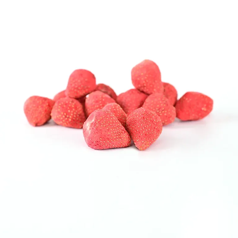 Freeze-dried fruit pieces
